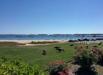 massachusetts/cape-cod/attraction/veterans-park-beach