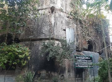 Zinzira Palace