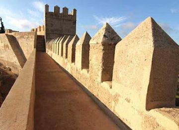 spain/badajoz/attraction/muralla-abaluartada