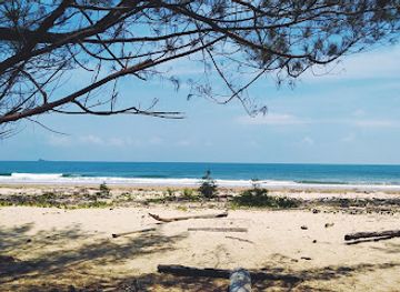 brunei/labi/attraction/muara-beach
