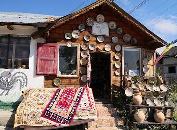 romania/valcea/attraction/the-village-of-olari
