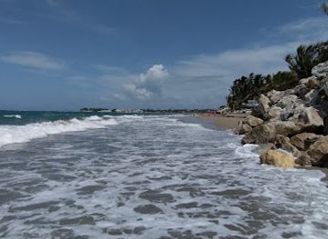 dominican-republic/cibao-valley/attraction/bozo-beach-kite-surf