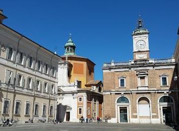 italy/rimini/attraction/fontanella-piazza-del-popolo