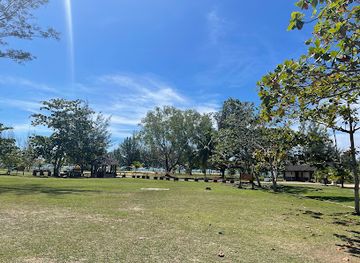 brunei/brunei-muara-district/attraction/muara-beach