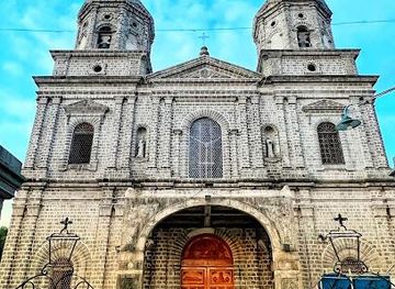 philippines/angeles-city/attraction/holy-rosary-parish-church