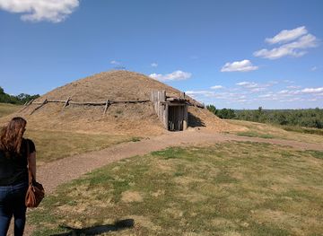 north-dakota/mandan/attraction/fort-abraham-lincoln-state-park