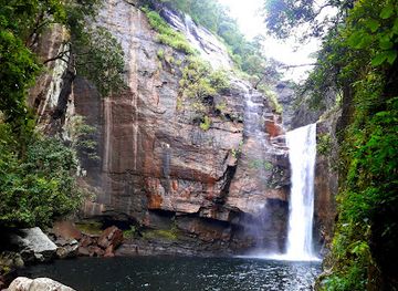 sri-lanka/moneragala-district/attraction/dumbara-ella-waterfall