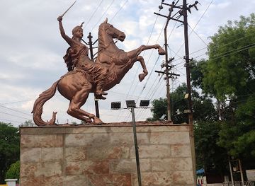 india/varanasi/varanasi-cantt/attraction/kashisuta-maharani-lakshmibai- pratima