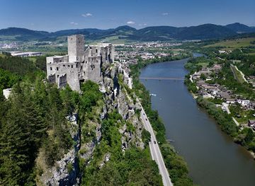 slovakia/orava/attraction/castle-strecno