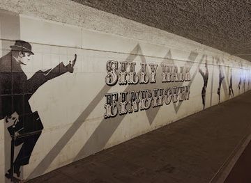 netherlands/north-brabant/attraction/silly-walks-tunnel