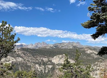 california/mammoth-lakes/attraction/devil-s-postpile-scenic-route