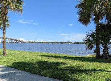 florida/daytona-beach/attraction/city-island-park-city-of-daytona-beach