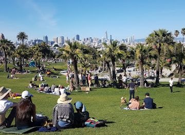 california/san-francisco/attraction/twin-peaks