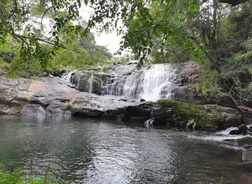 mozambique/gorongosa-national-park/attraction/morombodzi-falls-gorongosa-national-park