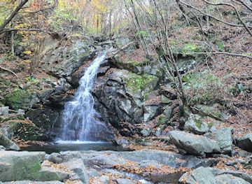 south-korea/jirisan-national-park/attraction/seonyu-waterfall
