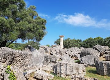 greece/olympia/attraction/temple-of-zeus