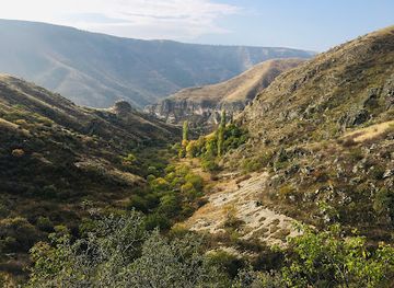 georgia/vardzia/attraction/chachkari