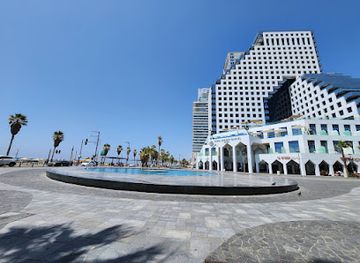 israel/tel-aviv/attraction/opera-square