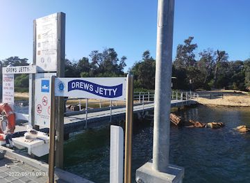 australia/gippsland/attraction/drews-jetty