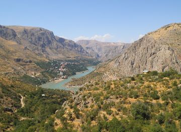 turkiye/troad/attraction/dark-canyon