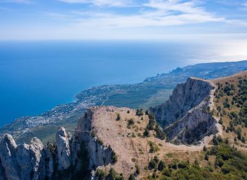 ukraine/crimea/attraction/gora-ay-petri