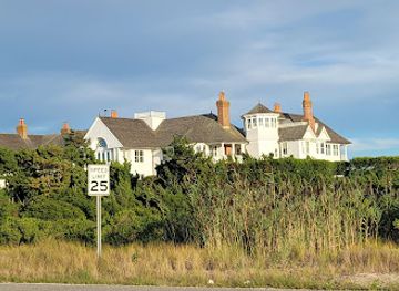 new-york/the-hamptons/attraction/dune-beach