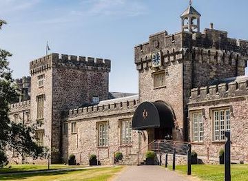 united-kingdom/glamorgan/attraction/hensol-castle-distillery