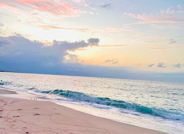 oman/ash-sharqiyah-south-governorate/attraction/pink-beach