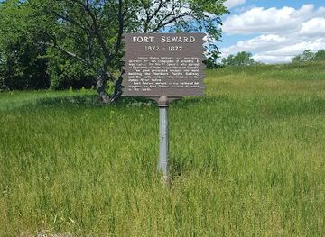 north-dakota/jamestown-reservoir/attraction/fort-seward