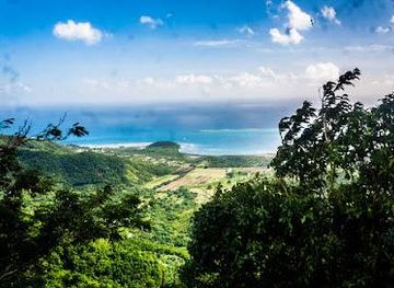 antigua-and-barbuda/codrington/attraction/cades-bay