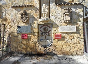 spain/navarre/attraction/free-wine-fountain-at-bodegas-irache
