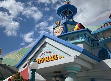 california/anaheim/attraction/centoonial-park