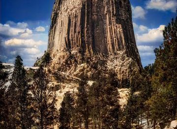 wyoming/devils-tower-national-monument/attraction/devil-s-tower