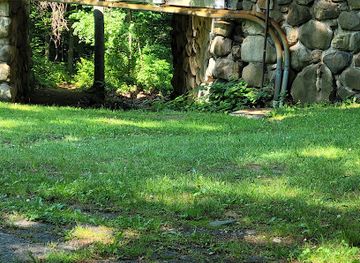 new-york/yonkers/attraction/old-croton-aqueduct-trailhead