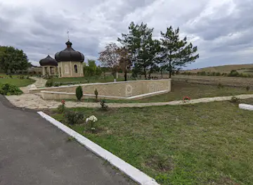 La Izvor - Popas Turistic
