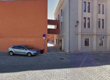 portugal/coimbra/attraction/ancien-wagon-de-tramway