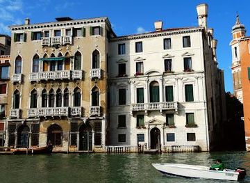 italy/venice/attraction/european-cultural-centre-ecc-palazzo-michiel
