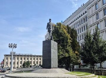 poland/warsaw/attraction/charles-de-gaulle-roundabout