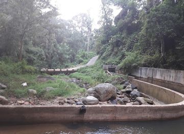 sri-lanka/ratnapura-district/attraction/bolthumbe-waterfall