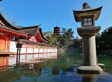 japan/chugoku/attraction/itsukushima-jinja