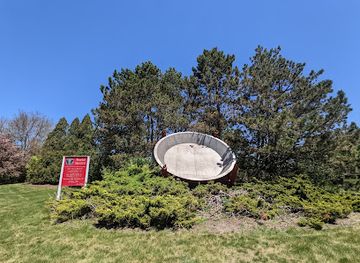 michigan/pere-marquette-state-forest/attraction/world-s-largest-cherry-pie-pan