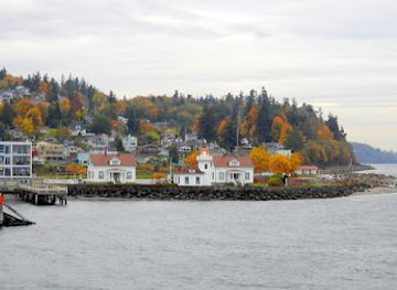 washington/deception-pass-state-park/attraction/mukilteo-lighthouse