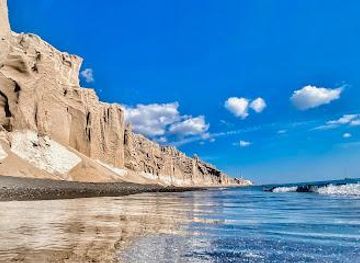 greece/santorini/attraction/eros-beach