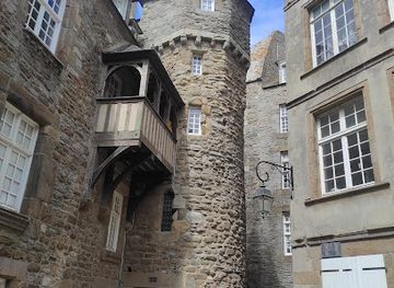 france/saint-malo/attraction/rue-du-pelicot-historic-road