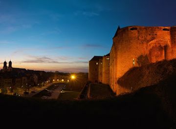 france/champagne/attraction/sedan-castle