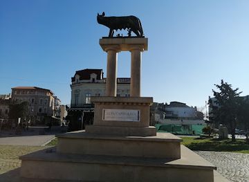 romania/constanta/attraction/the-capitoline-wolf-of-tomis