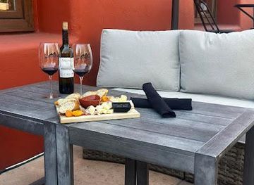 arizona/sedona/attraction/decanter-tasting-room