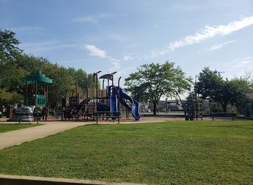 illinois/cicero/attraction/north-clyde-park