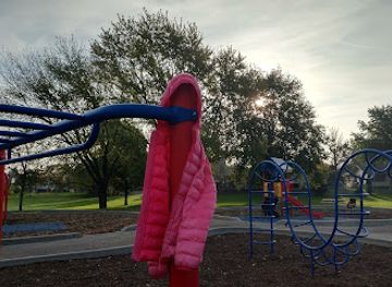 illinois/schaumburg/attraction/woodstock-park