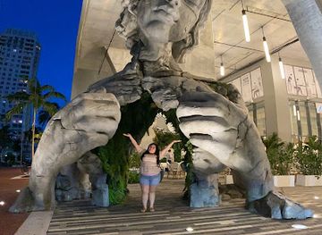 florida/fort-lauderdale/attraction/thrive-by-daniel-popper